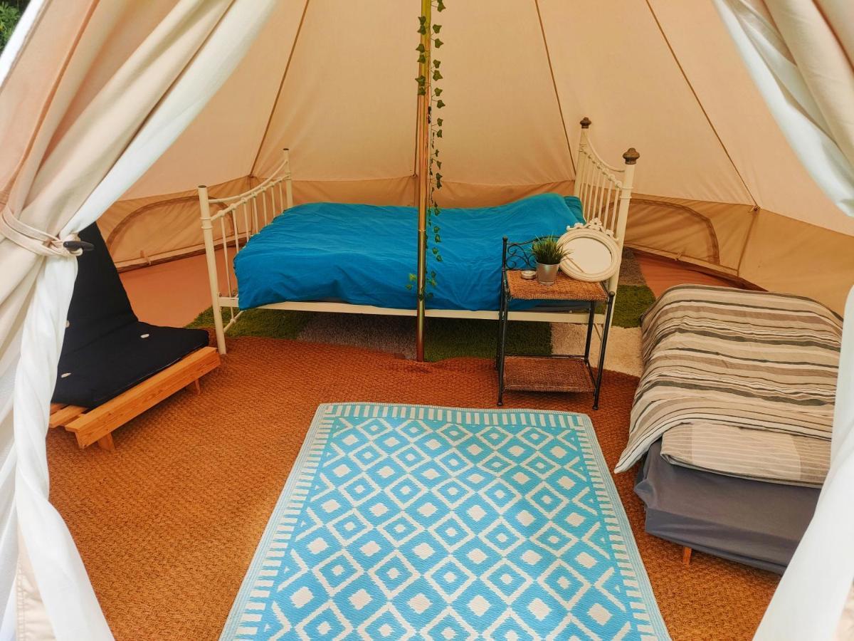 Hotel Battle Pods And Bells Glamping Extérieur photo